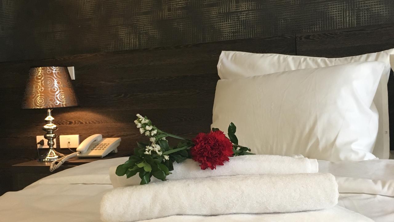 My Linh Hotel Ханой Экстерьер фото